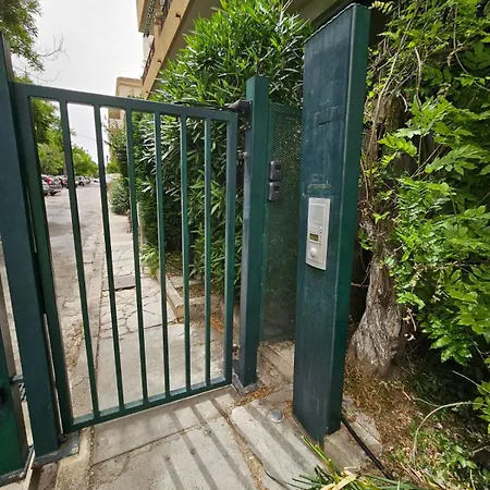 Provencal-Style Apartment Aix-en-Provence Exterior photo