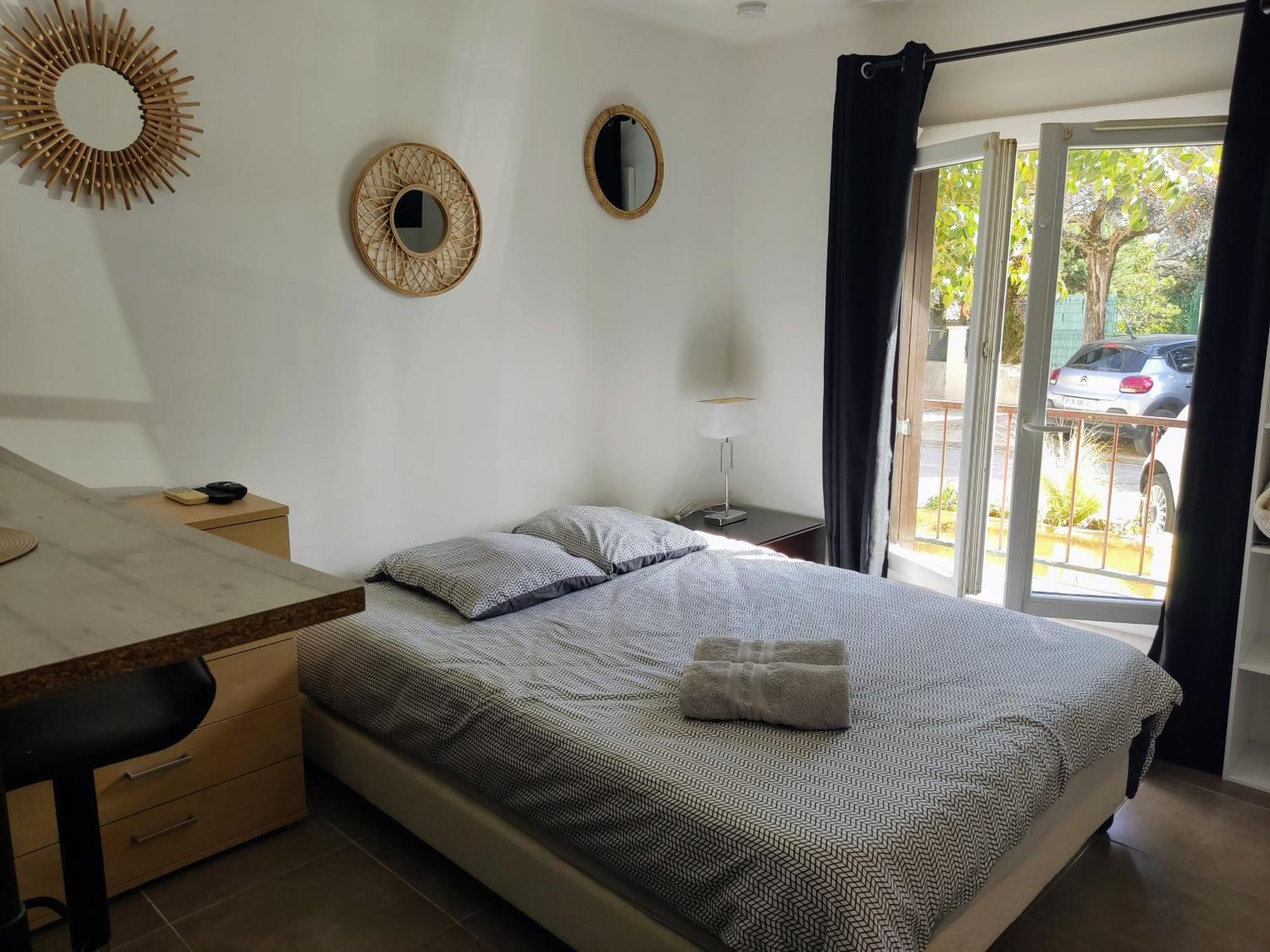 Provencal-style Apartment Aix-en-Provence
